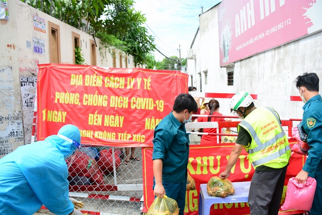 Chùa Hoằng Pháp: Tiếp tục hỗ trợ người dân khó khăn trong đại dịch Covid (đợt 8)